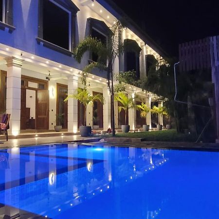 Crown Breeze Hotell Ahangama Eksteriør bilde